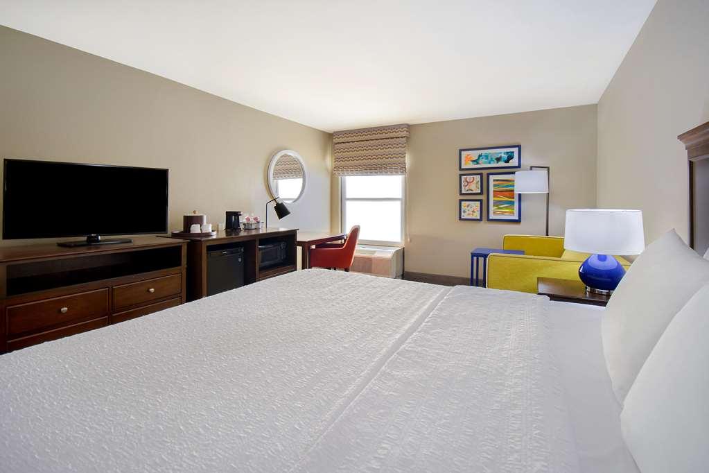 Hampton Huntsville-arsenal/south Parkway Hotel 3*